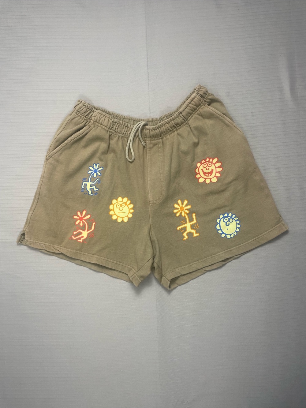 Buy 3, get 30% off! Keith Haring x Urban Outfitters Floral Doodle Shorts XL
